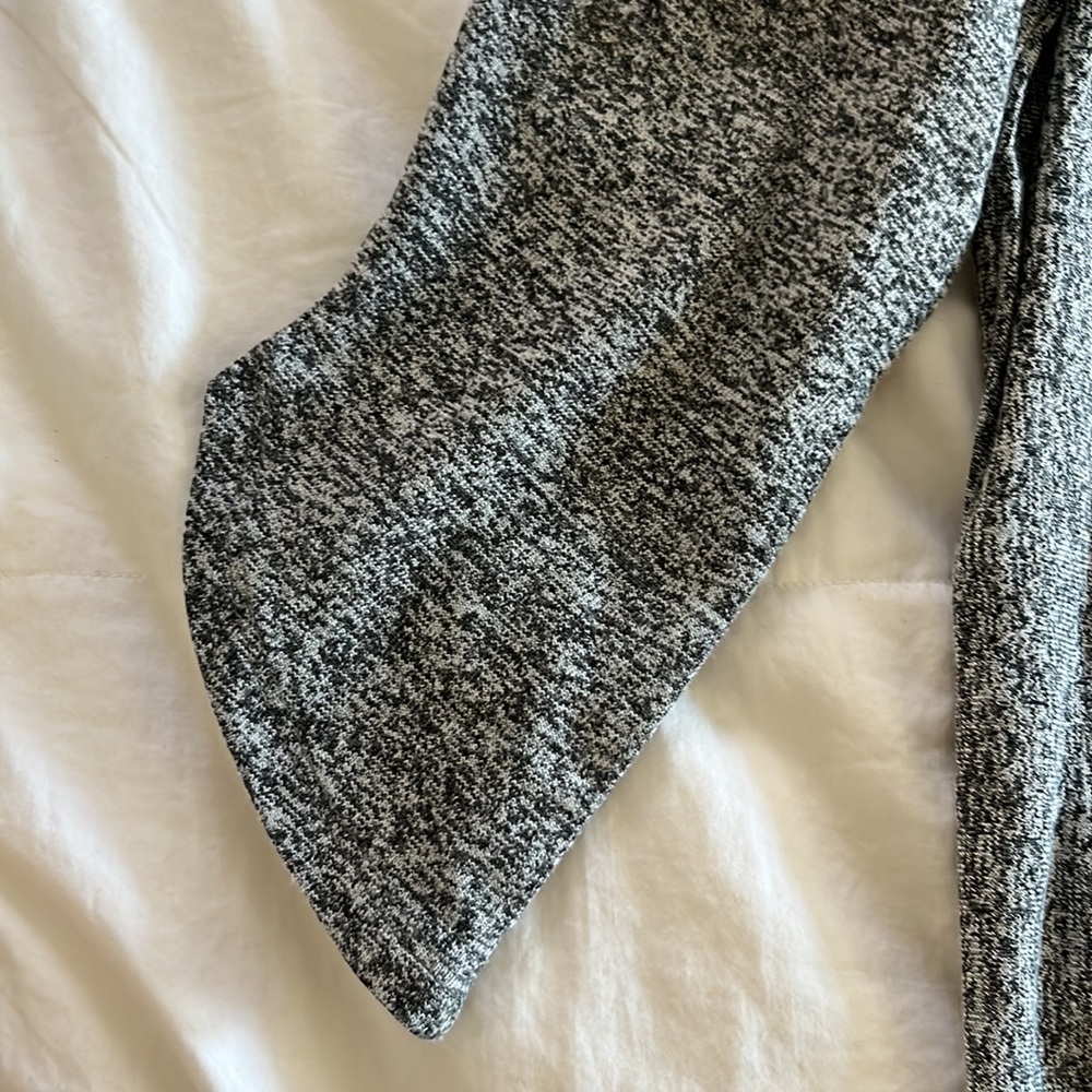 Gray Blouse - Picture 4 of 5